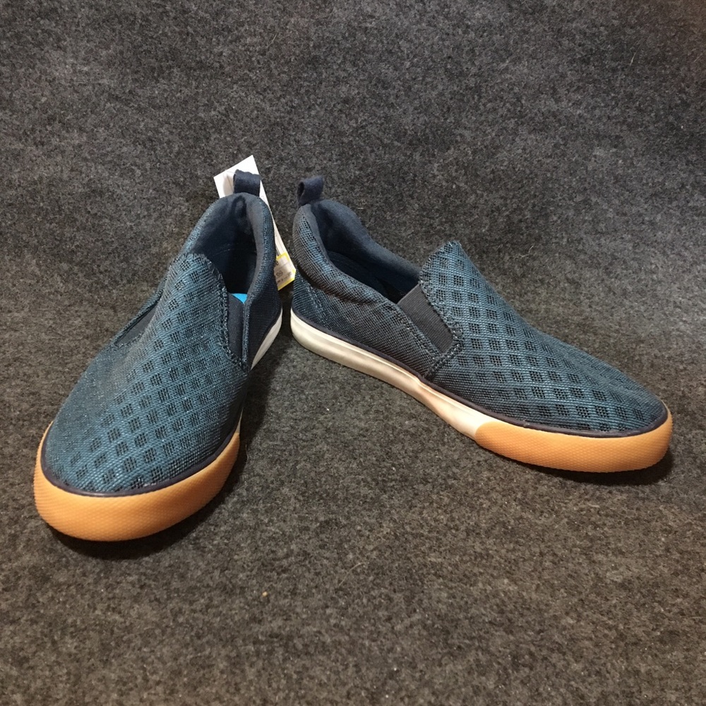 Cat & Jack NWT boys sneakers slide on